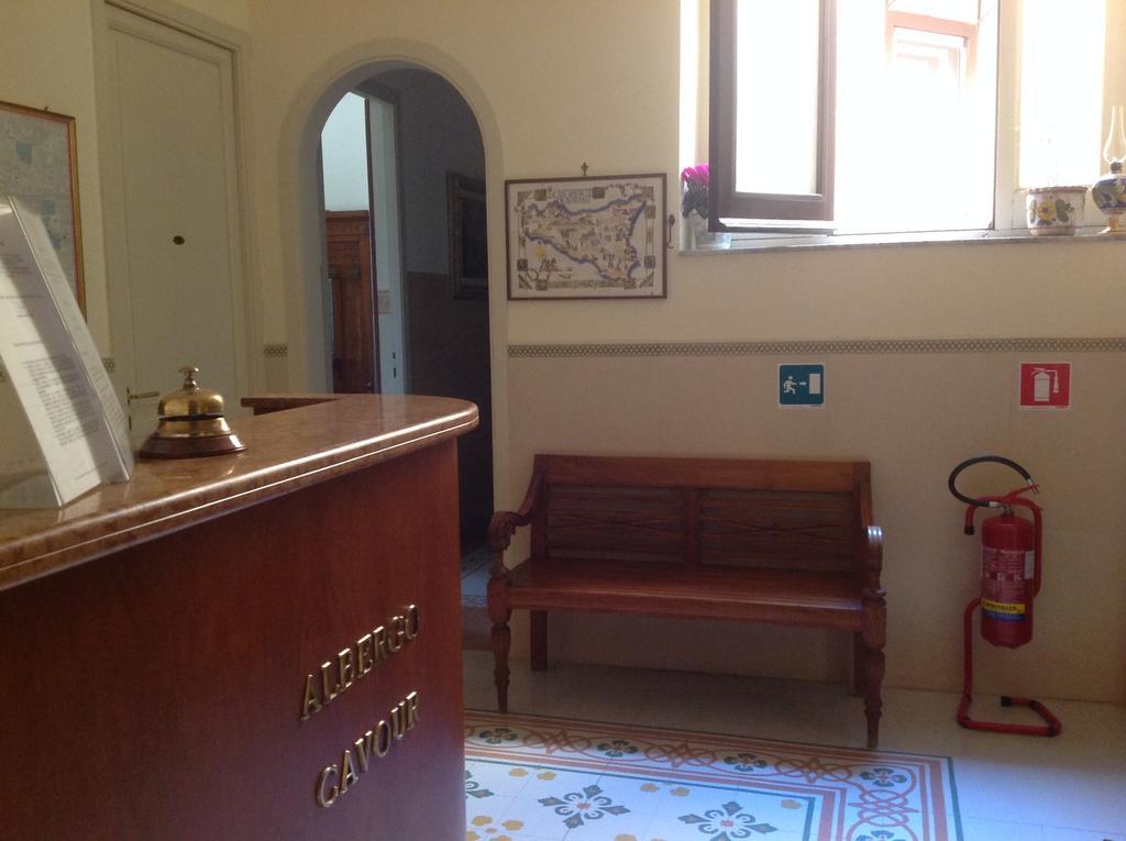 Albergo Cavour Palermo Exterior foto