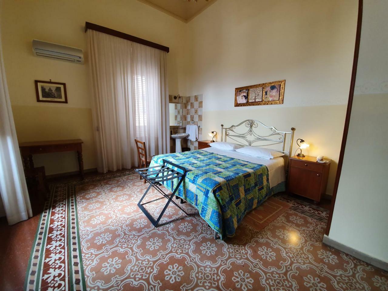 Albergo Cavour Palermo Exterior foto